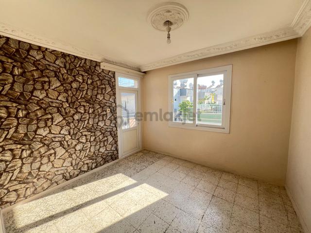 Prestij'den Aydınlıkevler'de Geniş Teraslı Forum Civarlı 2+1 5