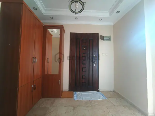 Kuşadası Merkezi'nde Deniz Manzaralı Triplex 5+2 Villa Satılık 5