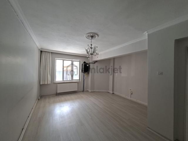 Recep Ümit'ten Yenibağlar Seylap Yanı Satılık 2+1 Ferah Daire. 2