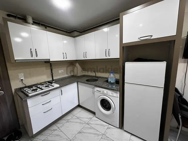 Zeytinköy De Üniversiteye Yürüme Mesafesinde 1+1 Apart 4