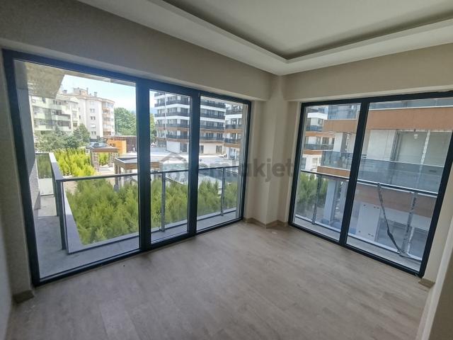 Bursa Nilüfer İhsaniye Şirin Kent Sitesi Satılık 3+1 Havuz Cephe 4