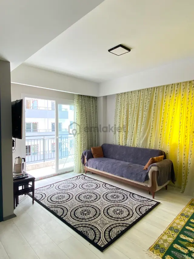 Demirhan Emlak'tan Uygun Fiyata Satılık Eşyalı Daire 3