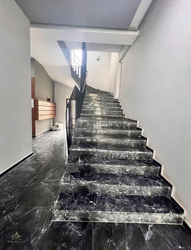 Yeni Mah.e-bebek Üstü 3.kat 1+1 Satılık Daire 3
