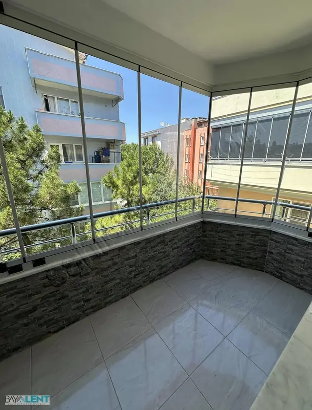 Baylent Gayrimenkulden Avukatlar Caddesi Üzerinde Satılık 2+1 3