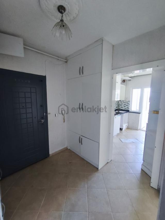 Seyrantepe De Yüksek Giriş 2+1 Daire Fg Bloklarda 5