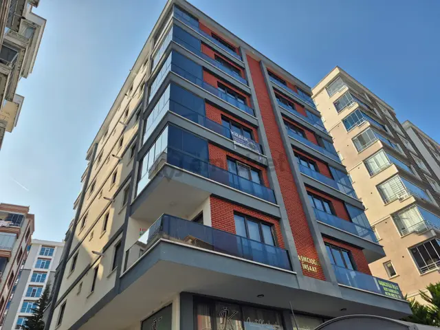 Can Emlaktan Merkezi Konumda Satılık 2+1 Daire Can Emlaktan Merkezi Konumda Satılık 2+1 Daire
