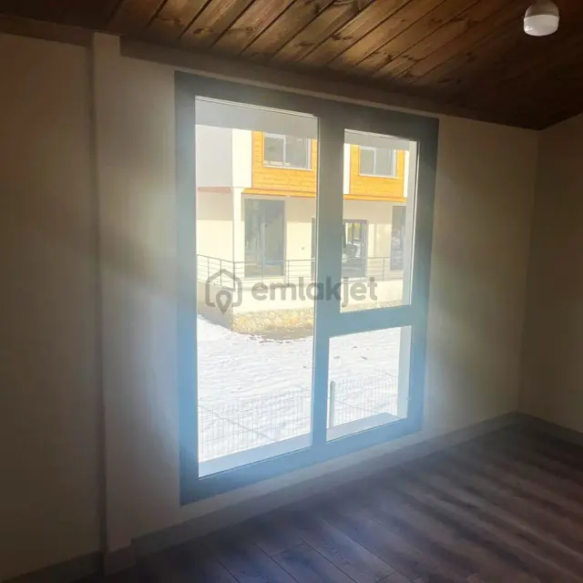 Kar Emlaktan Fındıklı Yaylasına Site İçeisinde 3+1 Satılık Dubleks Villa 4