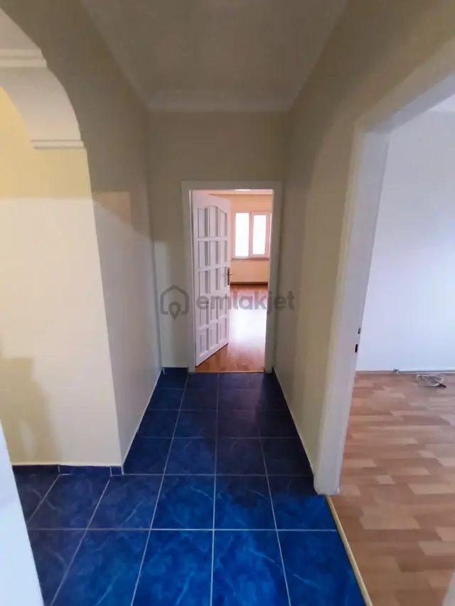 Mustafa Kemalpaşa Mah. 3+1 135 M2 Satılık Daire 3