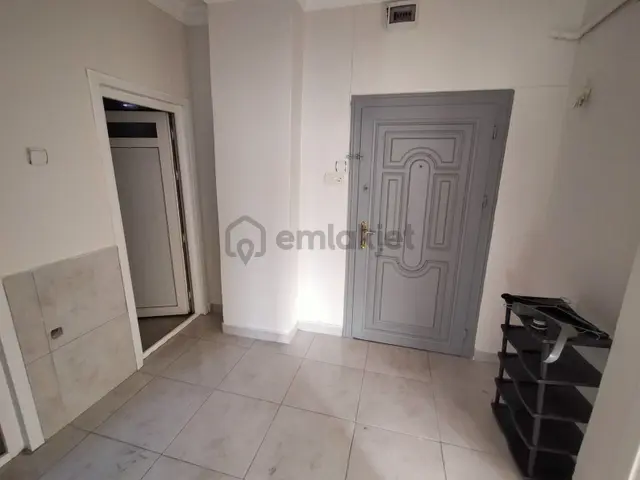 Basınevlerinde,gata Yürüme Mesafesi, Basın Cad. 1 Bina Kiralık 2