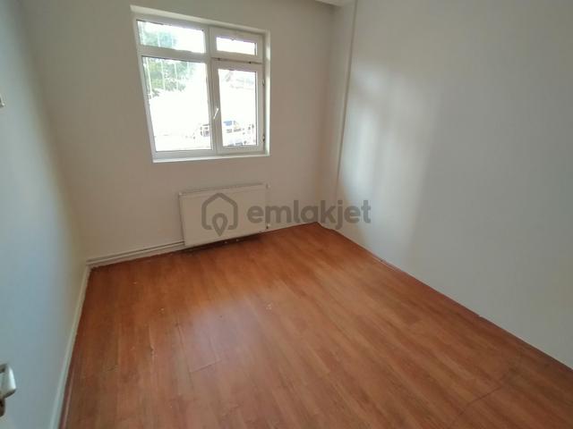 Basınevlerinde,gata Yürüme Mesafesi, Basın Cad. 1 Bina Kiralık 4