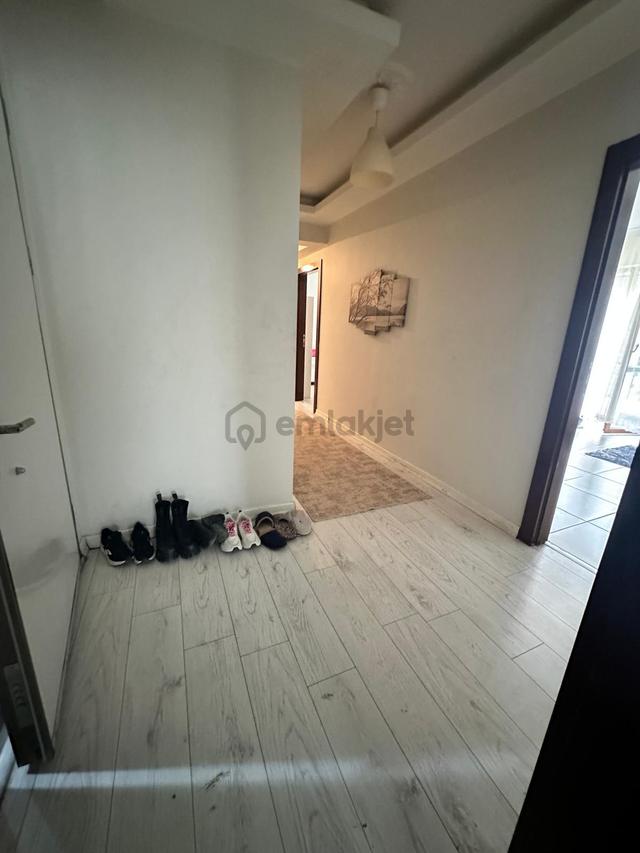 Yunus Emre Cad. Yakını Y.griş 3+1 Kat Konumlu Asansörlü Bina 4