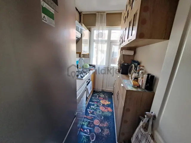 Maltepe Küçükyalı Çınarda Satılık 3+1 3.kat Balkonlu Güney Daire 4