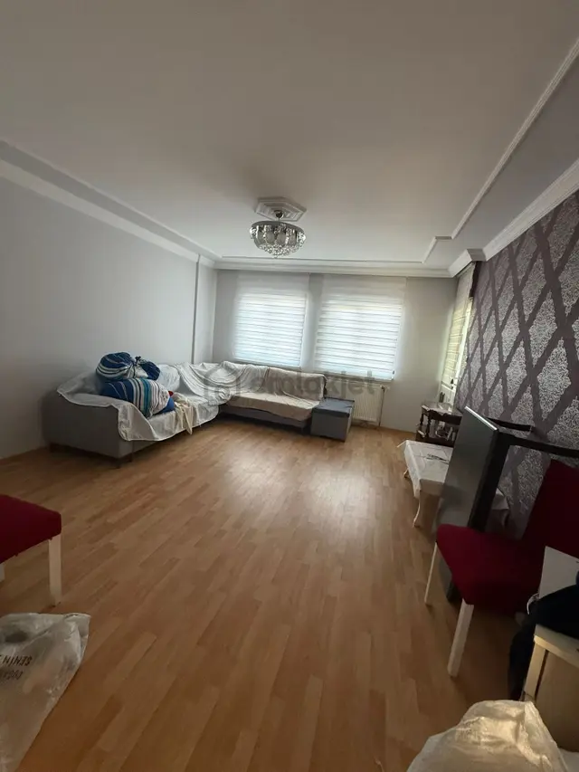 Cerrahpaşa Emlaktan Büyükçekmece Çakmaklı Site İçerisinde Satılık 2+1 Daire 2