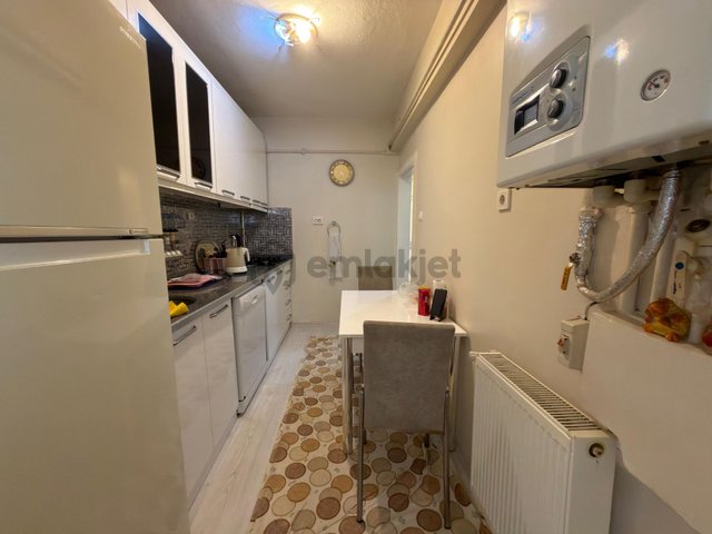Özçeliklerden Haftanın Fırsat Dairesi Eşyalı Satılık 3+1 Daire Özçeliklerden Haftanın Fırsat Dairesi Eşyalı Satılık 3+1 Daire