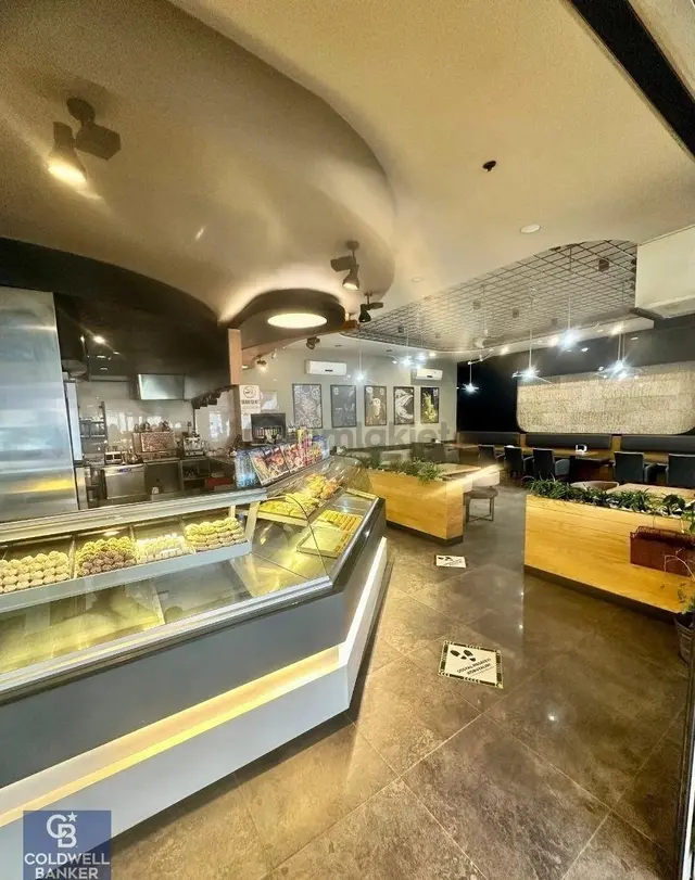 Avm'de Cadde Üzeri 400 M2 Hazır Kafe & Restoran - Devren Kiralık 1