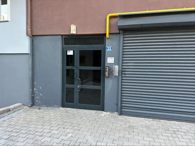 Şehir Merkezinde Garajlı Daire Yeni Bina Sahibinden 3