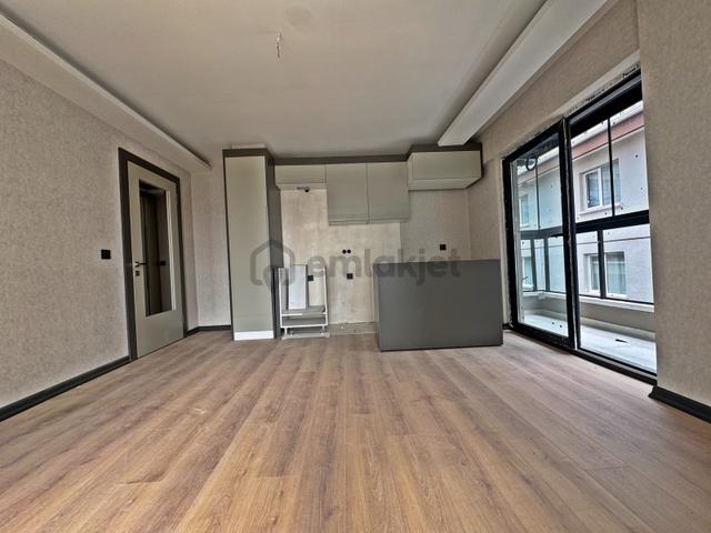 2+1 1.kat Sıfır Yerden Isıtmalı Kapalı Otoparklı Premium Daire 4