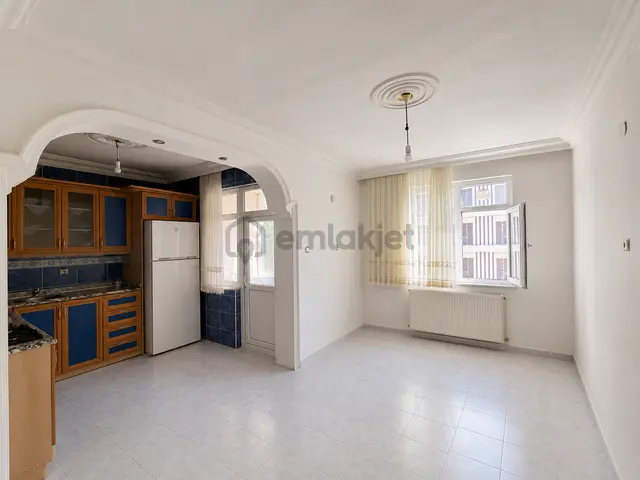 Yomra'da Merkezi Konumda Satılık Dubleks Daire 4