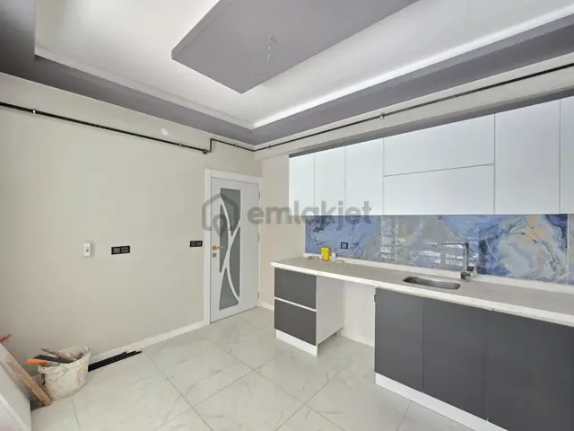 Hüsamettin Çelebi Mahallesi'nde Prestijli Konumda Lüks 3+1 Daire 4