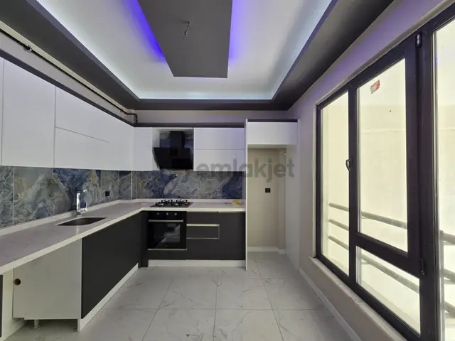 Hüsamettin Çelebi Mahallesi'nde Prestijli Konumda Lüks 3+1 Daire 2