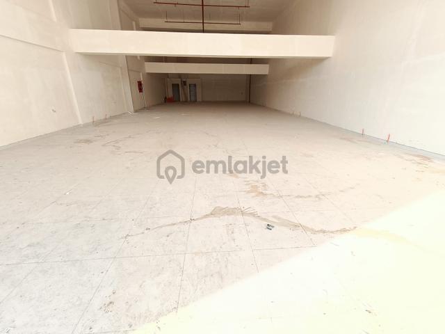 Etlik Caddesine Yüz Metre Mesafede 300 M2 Satılık Dükkan 4