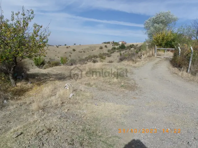 Çankaya Yakupabdalda 217 Metre Ana Caddeye Yakın Satılık Arsa 3