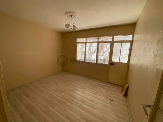 Acill Konak Toros M.akif Mahallesinde 2+1 75m2 Ayrı Mutfak Arakat Satılık Daire 5