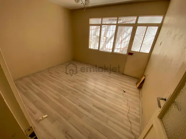Acill Konak Toros M.akif Mahallesinde 2+1 75m2 Ayrı Mutfak Arakat Satılık Daire Acill Konak Toros M.akif Mahallesinde 2+1 75m2 Ayrı Mutfak Arakat Satılık Daire