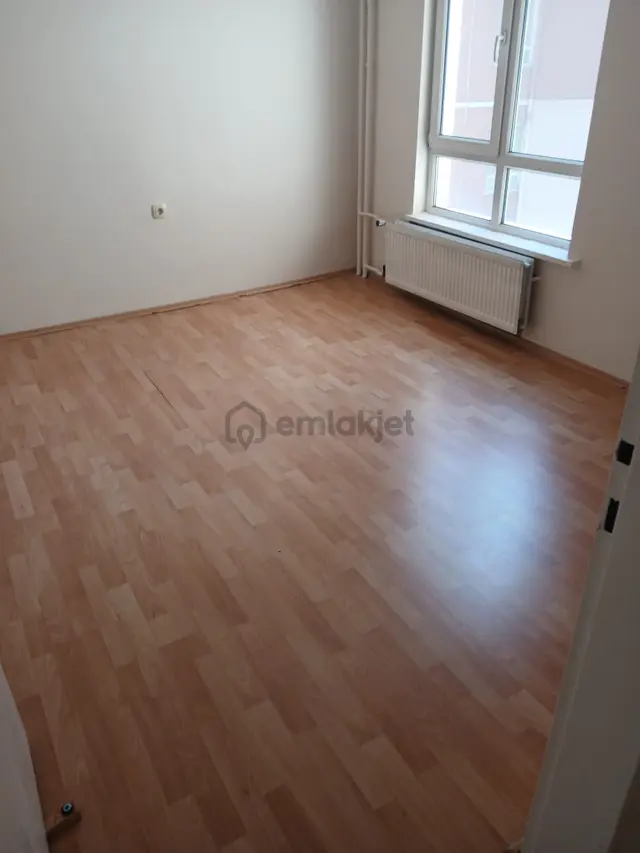 Emek Kırım Cad.şenyuva Blokları 3 Oda Salon 11.kat 4