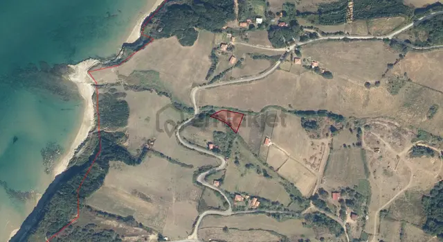 🌊 Sahile Yakın | 3 Ayrı Konut İmkanı | 1.500 M² Satılık Arsa 🌊 Sahile Yakın | 3 Ayrı Konut İmkanı | 1.500 M² Satılık Arsa