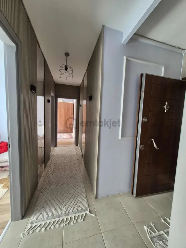 Kuşadası Ege Mahallesi Özel Bahçeli 3+1 Kiralık Daire 4