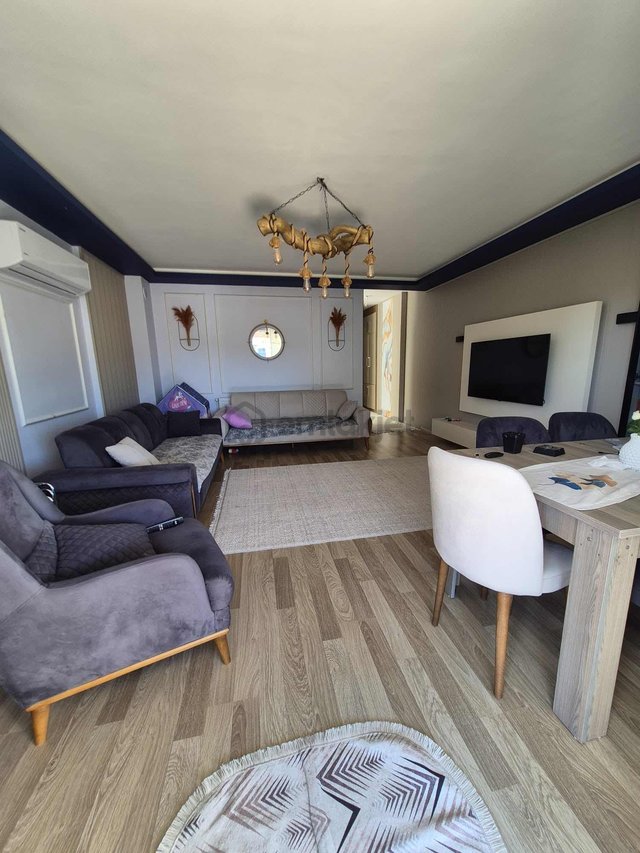 Kuşadası Ege Mahallesi Özel Bahçeli 3+1 Kiralık Daire
