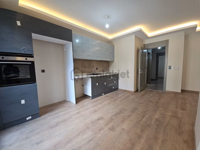 Has Bahçe Çengelköy Evleri 2+1/85 M2 Ara Kat Satılık Daire 2