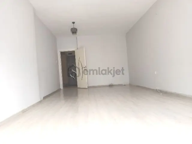 Harika Lokasyonda Bakımlı Kiralık Daire 4