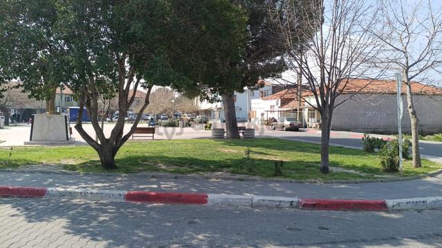 Göçbeyli'nin Tam Merkezinde Müstakil Ev
