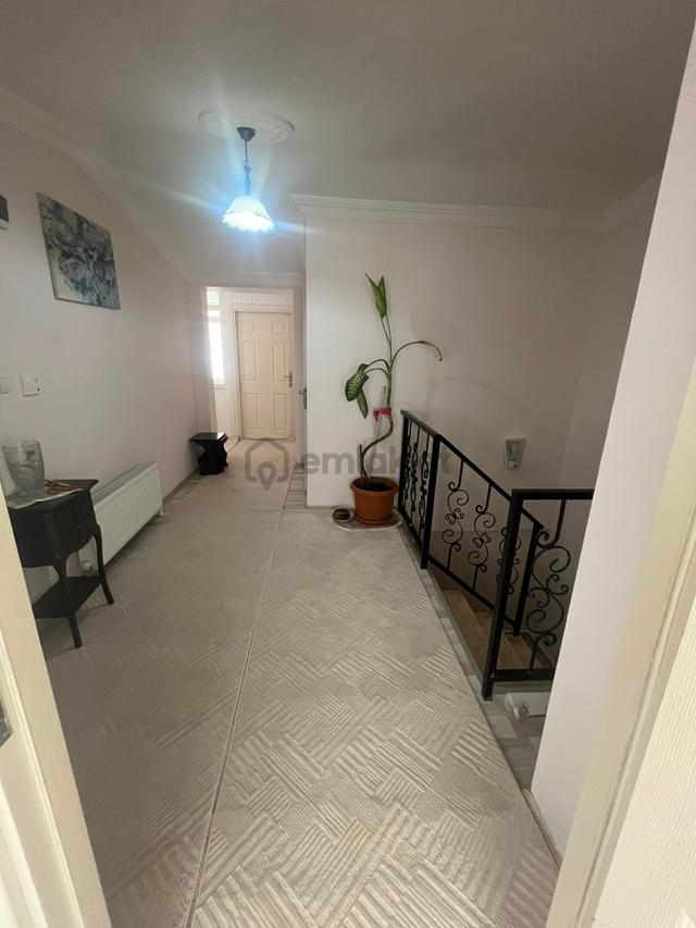 Deniz Yiğit Emlak'tan Gaybi Efendi Mahallesinde Satılık Full Yapılı 4+2 Dubleks Daire 3