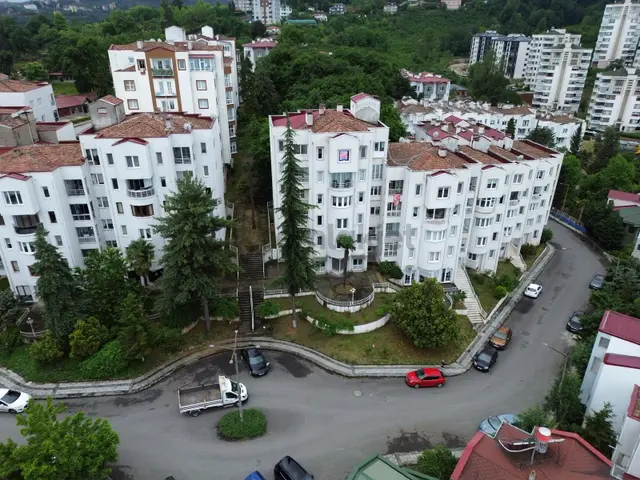 Trabzon'da Satılık 4+1 Daire 1