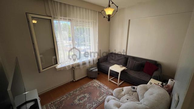 Mimaroba Emlak Bankası Konutlarında Satılık 4+1 Daire 5