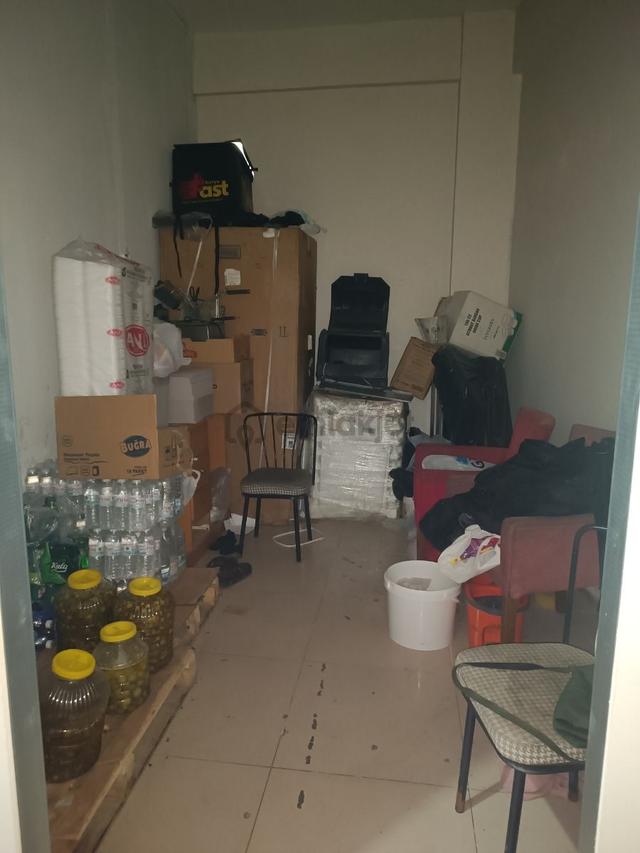 Akif Emlaktan Muradiye Ana Cadde Üzeri 100 M² Net Dükkan 3