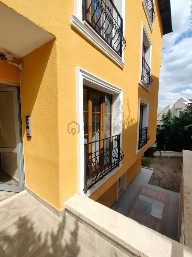 Çayyolu Konutkent 1 Lüks Eşyalı 1+1 Kiralık 3