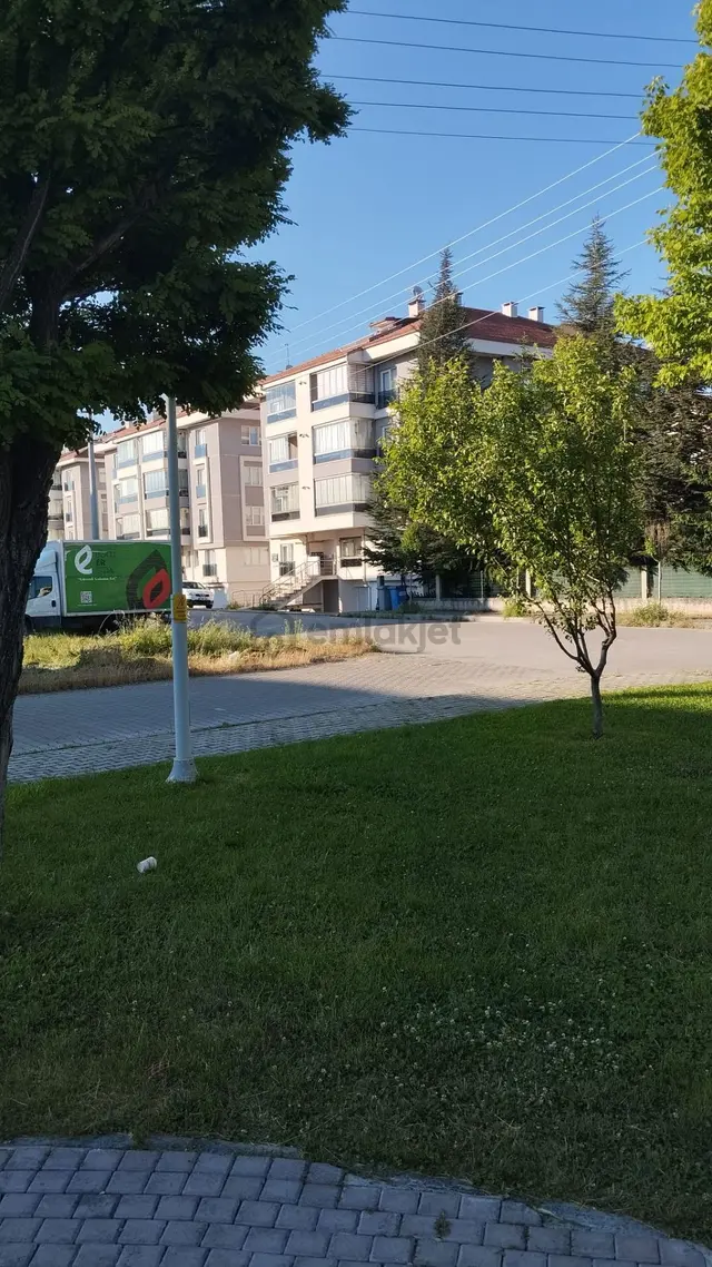 Müsteşar Gayrimenkul'den Sümer Mahallesi'nde Lüks Ve Geniş 3+1 Müstakil Garajlı Kat Mülkiyetli 2
