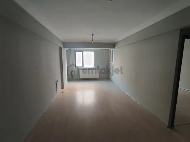 Medikal Park Arkasında Asansörlü Kapalı Otoparklı 47 M2 Ofis 2