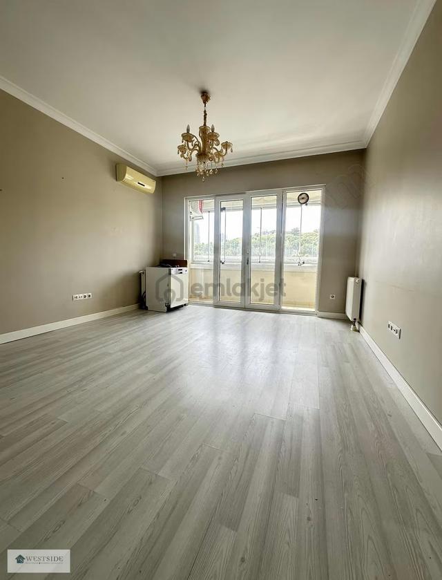 Bahçeşehir Spradon Vadi 1+1 Full Tadilatlı Kısa Kat Boş 4
