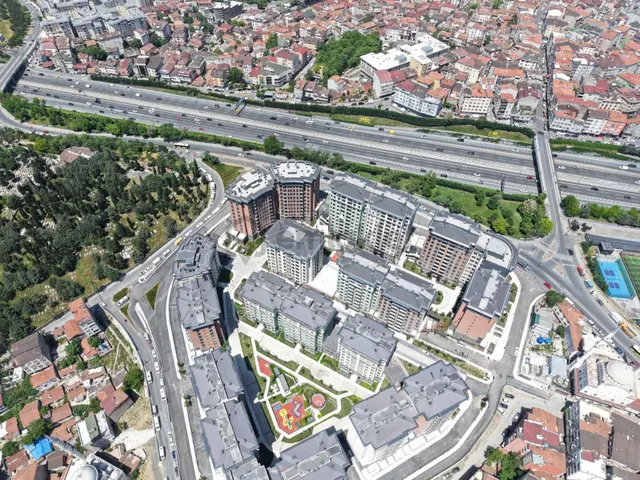 Halice Yakin Emlak Konut , Kiralık 2+1 Kapalı Mutfak Sıfır Daire 2