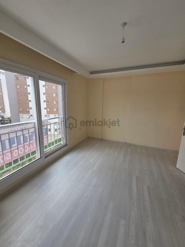 Yeşiltepe'de Hasarsız 2+1 Cep Mutfak Satılık Daire 3