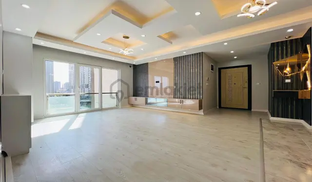 Cadde Üzeri Yatırımlık Havuzlu Güvenlikli Site İçi 1+1 Cadde Üzeri Yatırımlık Havuzlu Güvenlikli Site İçi 1+1