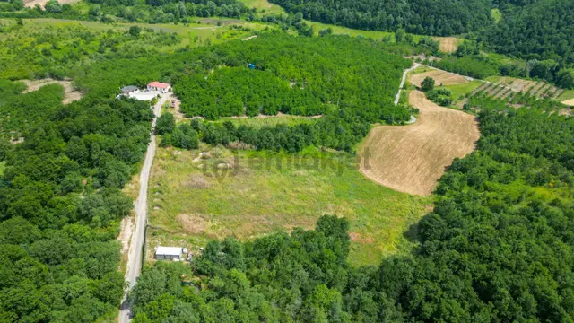 Uzmanlar'dan Akçat 7725 M2 Resmi Yola Cepheli Satılık Tarla 4