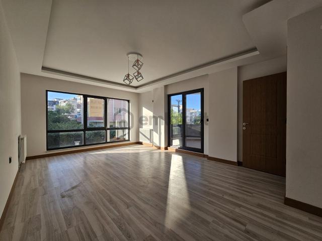 İlkadım Derecik'in En Nezih Lokasyonun Da 120m² Net Satılık 3+1 İlkadım Derecik'in En Nezih Lokasyonun Da 120m² Net Satılık 3+1