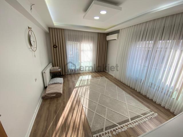 Acill Buca Şirinyer Merkez Yakını Hürriyet Mah.de 2+1 85m2 Dgazlı Ayrı Mutfak Satılık Daire Acill Buca Şirinyer Merkez Yakını Hürriyet Mah.de 2+1 85m2 Dgazlı Ayrı Mutfak Satılık Daire