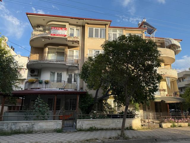 Mert Dinç'ten Akçayın Merkezinde Eşyalı 3+1 Daire Mert Dinç'ten Akçayın Merkezinde Eşyalı 3+1 Daire